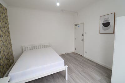 Big Room Big Discount Main Photo