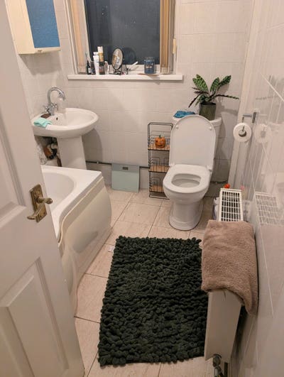 Flatshare/room  Main Photo