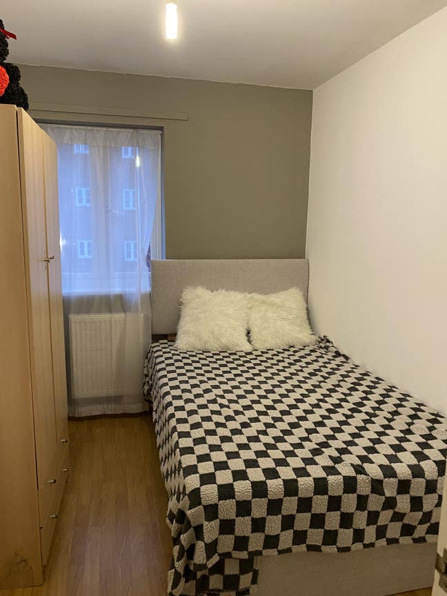 Single Room Available  Main Photo