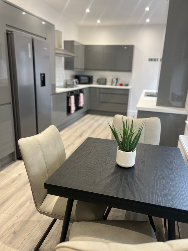⭐️Double Room With En-suite ⭐️ Main Photo