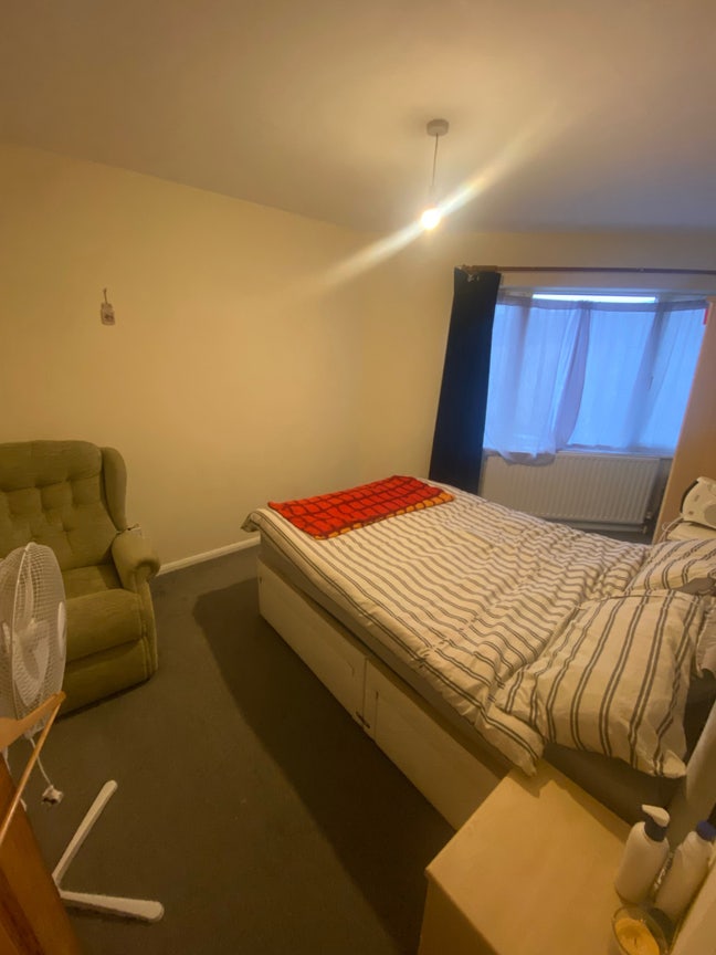 Rooms for rent  Main Photo