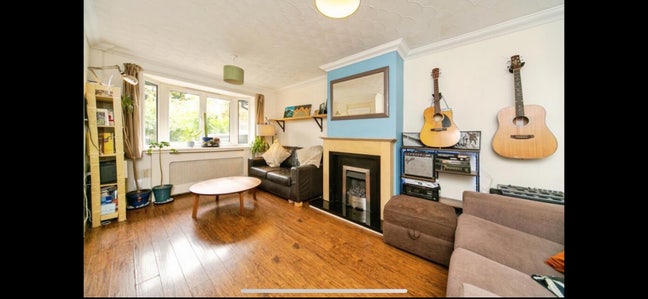  3 Rooms available - &pound;150/160/170 Bills inc. Main Photo