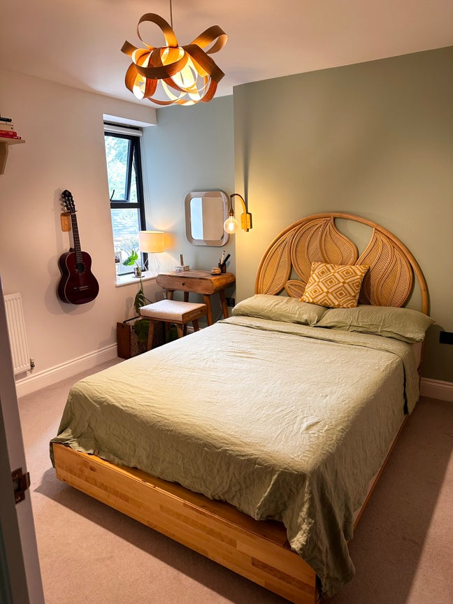 Stylish Double with Own Bathroom in Pekcham Main Photo