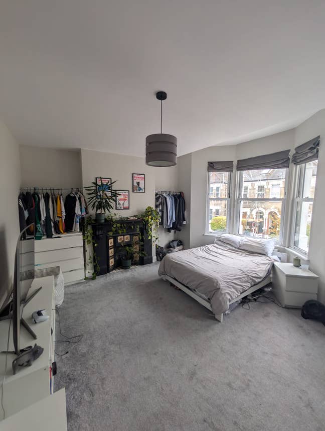 Two double rooms in a sociable large Brixton house Main Photo