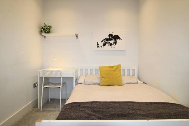 Beautiful double room in the heart of E1 Main Photo