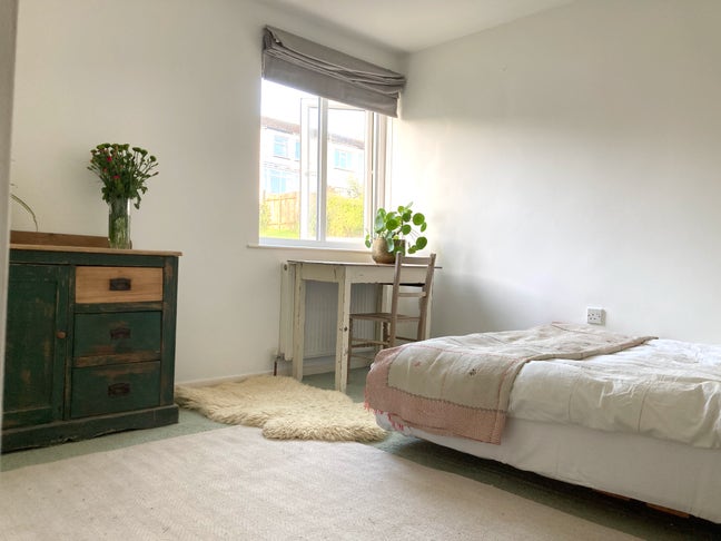 ✨ Lovely light double room in creative home ✨ Main Photo