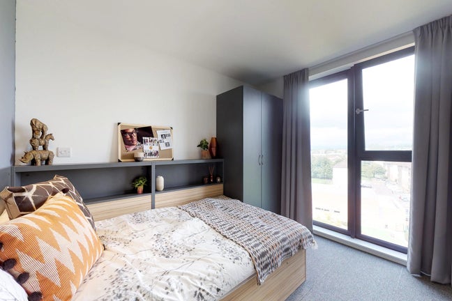 Modern Ensuite Room (All Bills Included) Main Photo