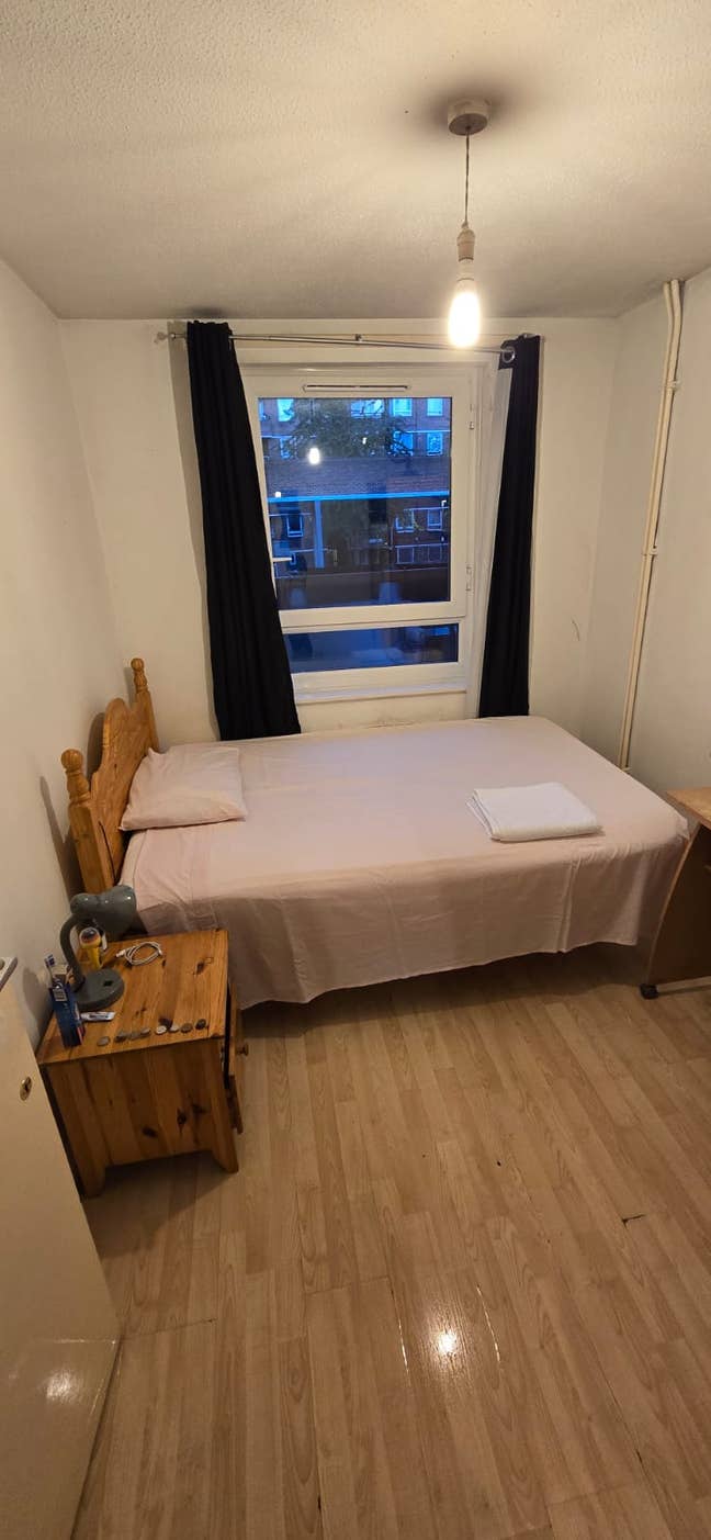 Big Single Room Main Photo