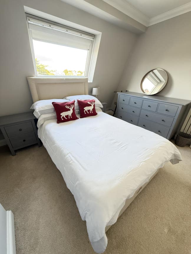 Bright Double Room in Family Home – Notting Hill ( Main Photo