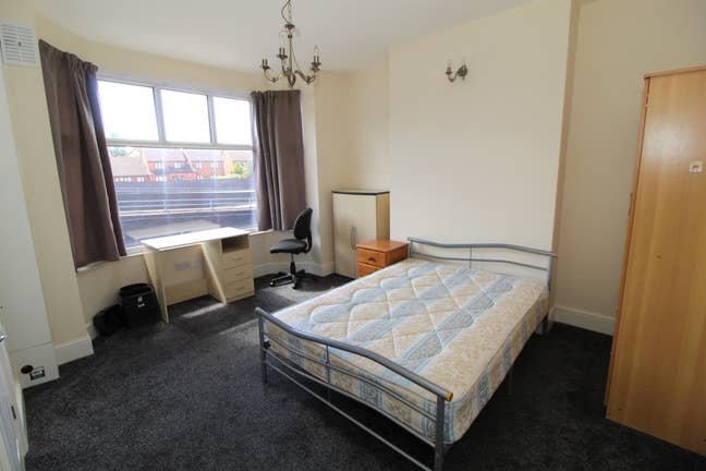 Large Room-Bills included-City Centre-CV1  Main Photo