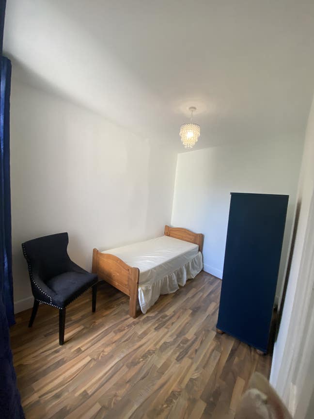 Lovely room to rent Main Photo