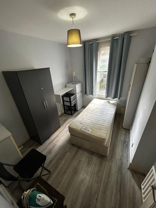 🛏️ Double  Room to Let- Thornton Heath Main Photo