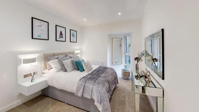 Double room available  Main Photo
