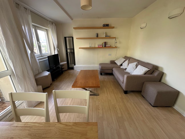 Angel/Clerkenwell 4-bed with Lounge; Exmouth mkt Main Photo
