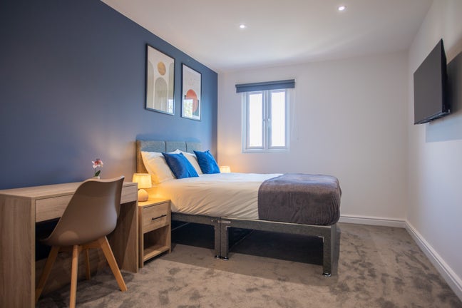 Brand New Luxury En-Suite Room Close To Seafront  Main Photo