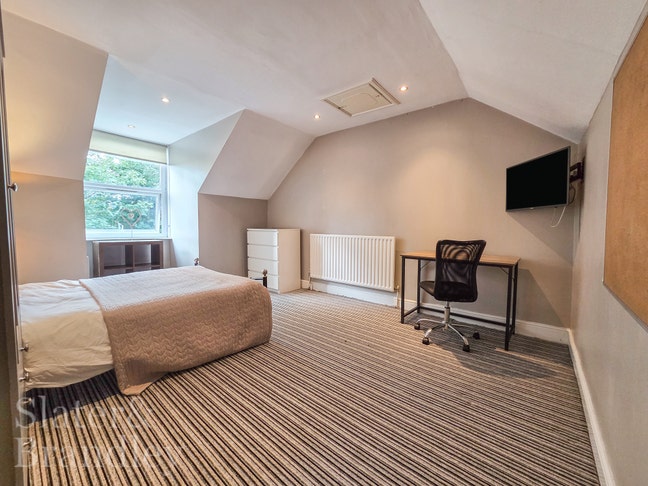 Discover your next home in the heart of Lenton Main Photo