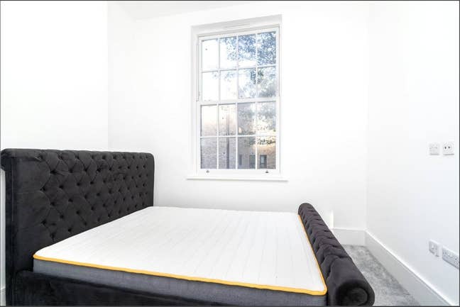 Modern 1 Bed Apartment - N7 Main Photo