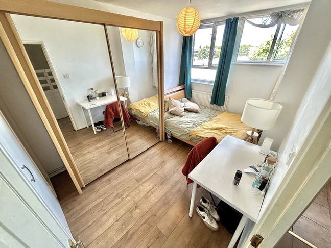 Double Room near Aldgate, E1- All Bills Included Main Photo