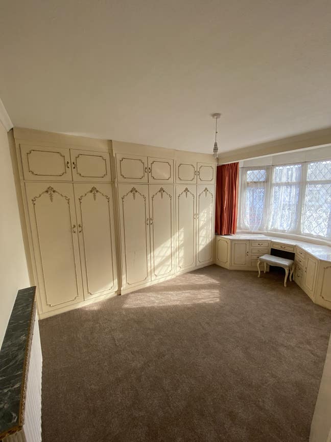 Large double Room  Main Photo