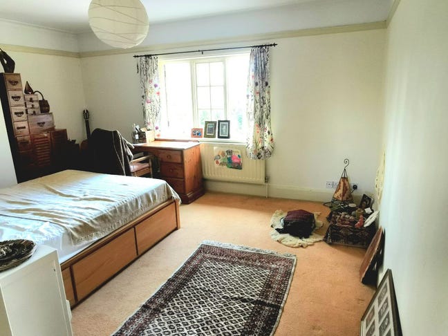 Community House Share in Cheshire, 27 acres land Main Photo