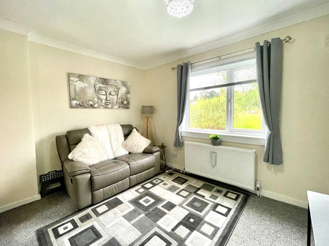 Room, Private Bathoom, Optional use Kitchen/Lounge Main Photo