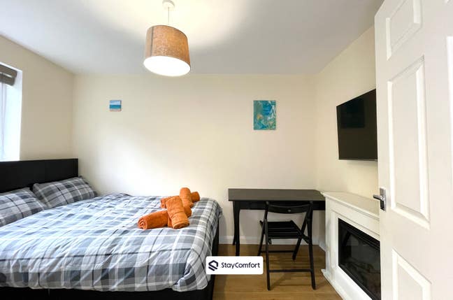 StayMonth|Leisure|Parking|WiFi|Sleeps11 Main Photo