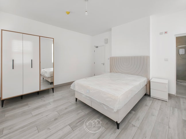 Stunning High Spec En-Suite Rooms Main Photo