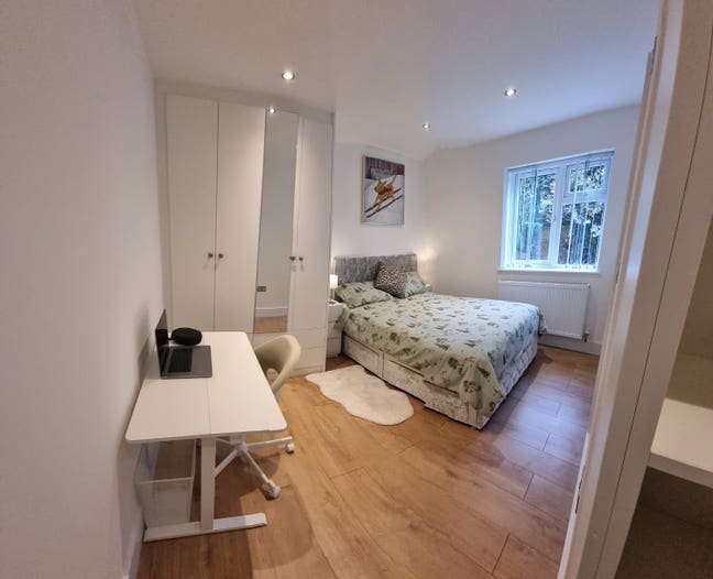 New Built Dbl Ensuite | Modern Amenities Main Photo