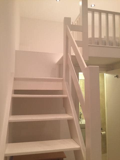 Studio flat in Maryland/Stratford Main Photo