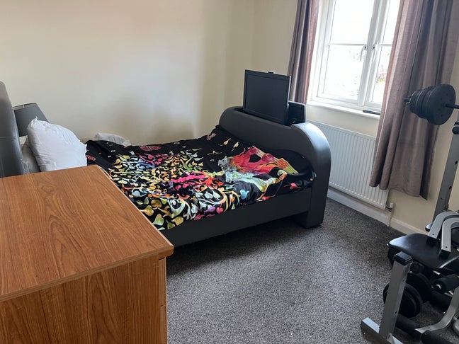Room in Chepstow  Main Photo