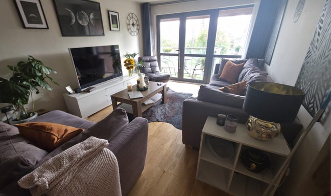 Double Room Available in 2-Bed City Centre  Main Photo