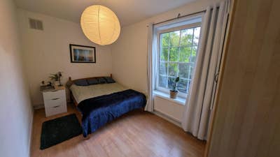 Large double room next to Kennington Park Main Photo