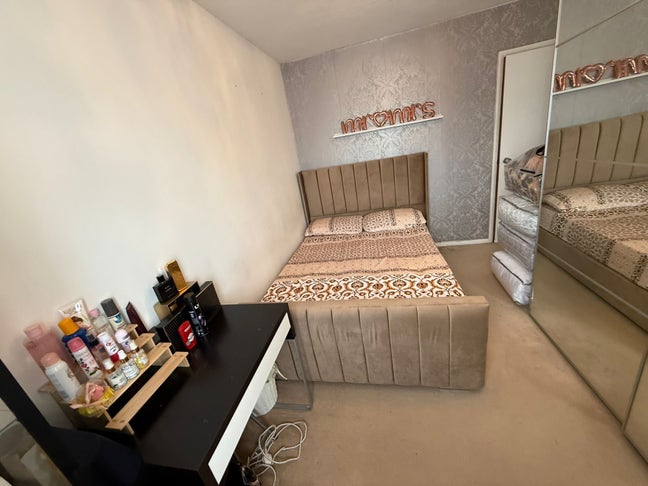 Double Room to Rent – Luton Main Photo