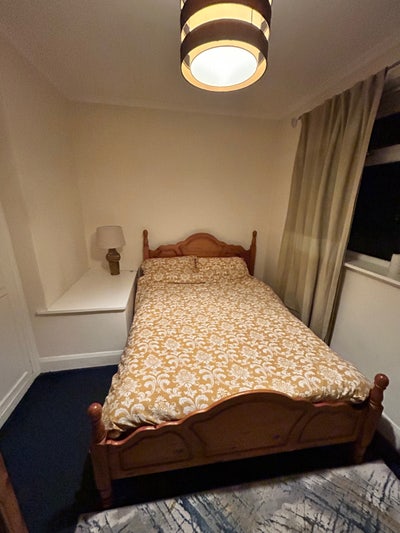 Small Double Room to Rent in a Quiet Cul-de-Sa. Main Photo