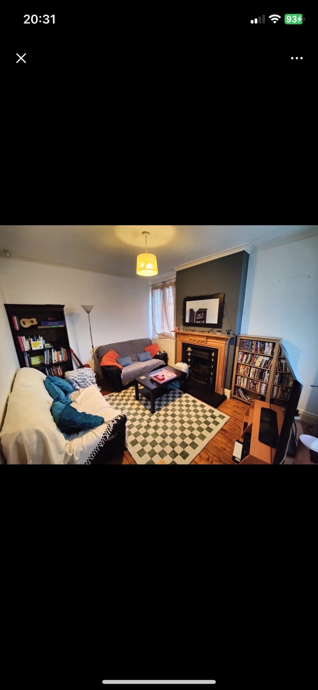 Stunning big double room off beech road Chorlton  Main Photo