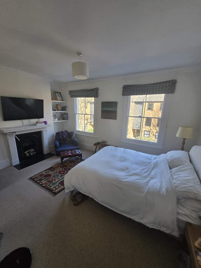 Big en-suite double room in Bow Main Photo