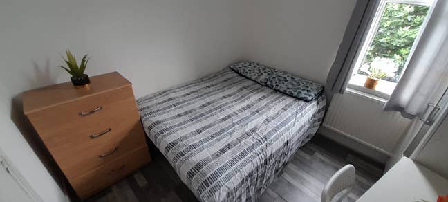Double room for single use in Neasden Main Photo
