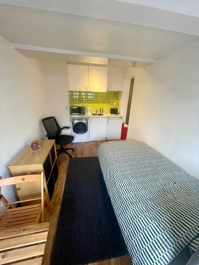 Modern Studio - ALL Bills Included  Main Photo