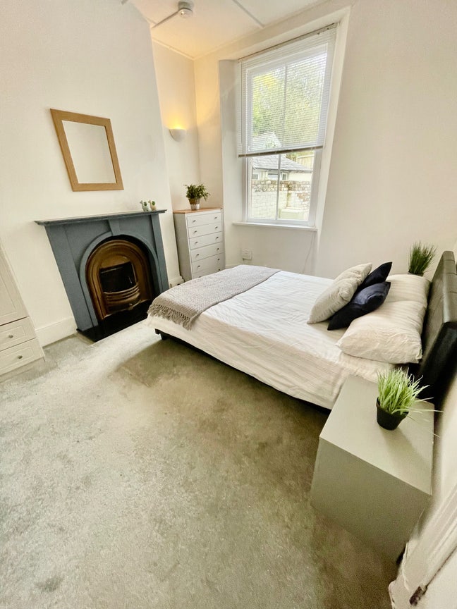 Truro house share Main Photo