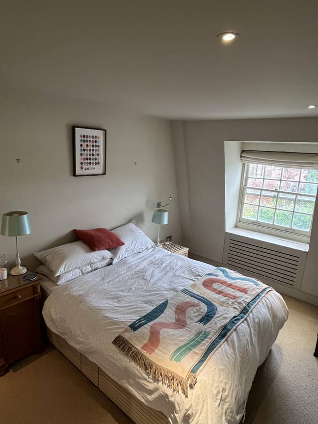 Double Room W6 - Brackenbury Road Main Photo