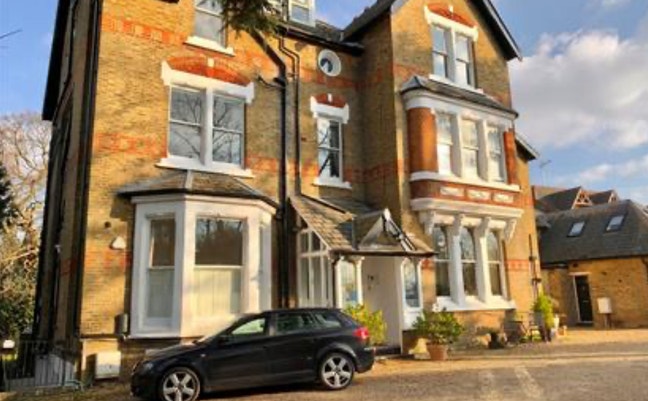 Newly refurbished 1 Bed Flat, BR3 Main Photo