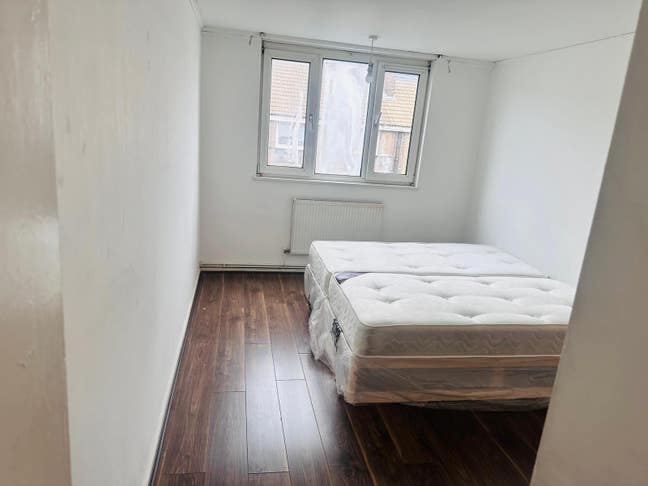 2 Double Rooms to Let – King Street E13 8DB Main Photo