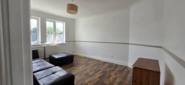 2 Bedroom Self-Contained Flat - Bills Included Main Photo