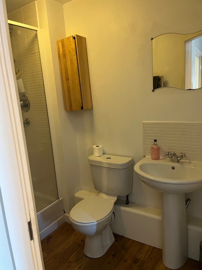 Modern 2 bedroom apartment  Main Photo