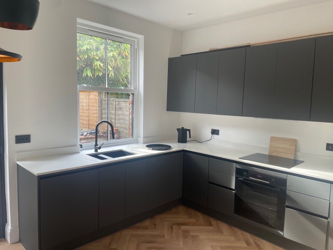 Brand new refurbished house  Main Photo