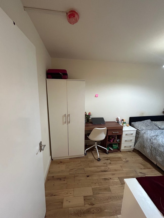⭐️Stunning Double room in Woolwich!⭐️ Main Photo