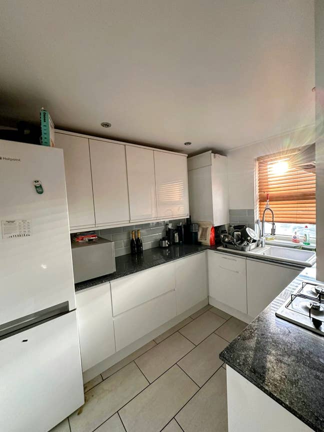Double room - £1000 pcm - Stockwell  Main Photo