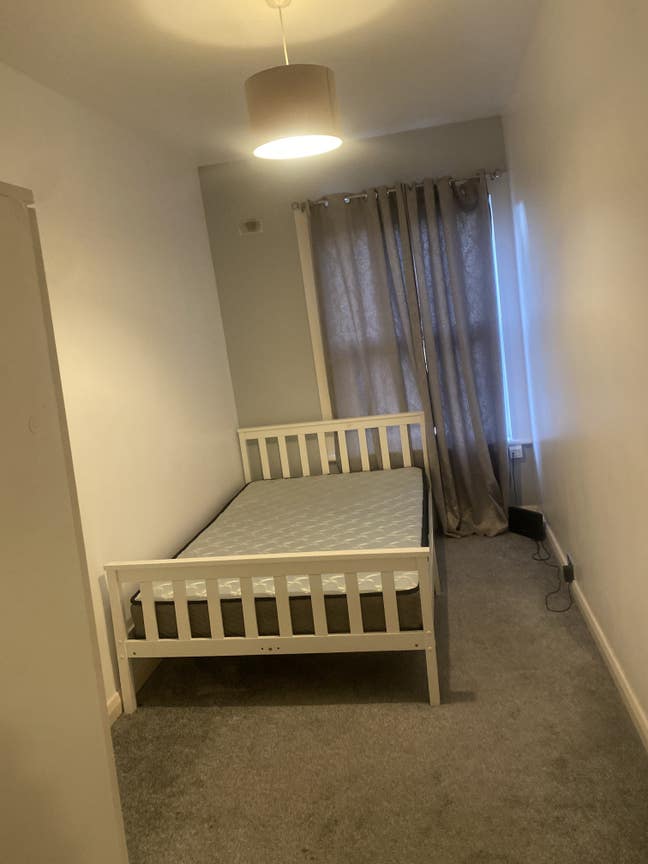 Room in Penge high street  Main Photo