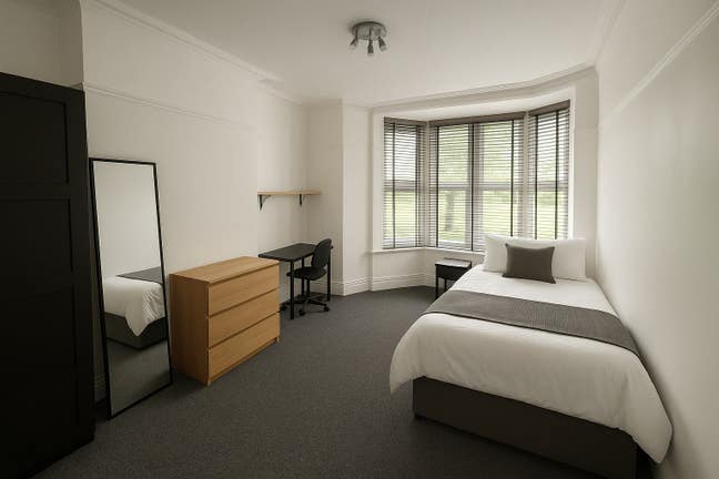 Luxury Double Rooms - No Deposit - Move In! Main Photo