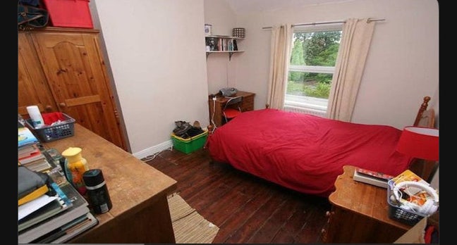 Short term large double in stretford Main Photo